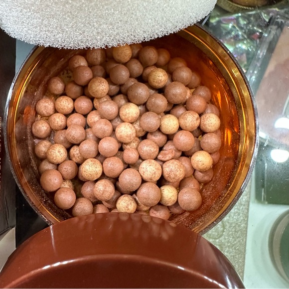 Avon Glow Bronzing Pearls Bronzed - Picture 8 of 10